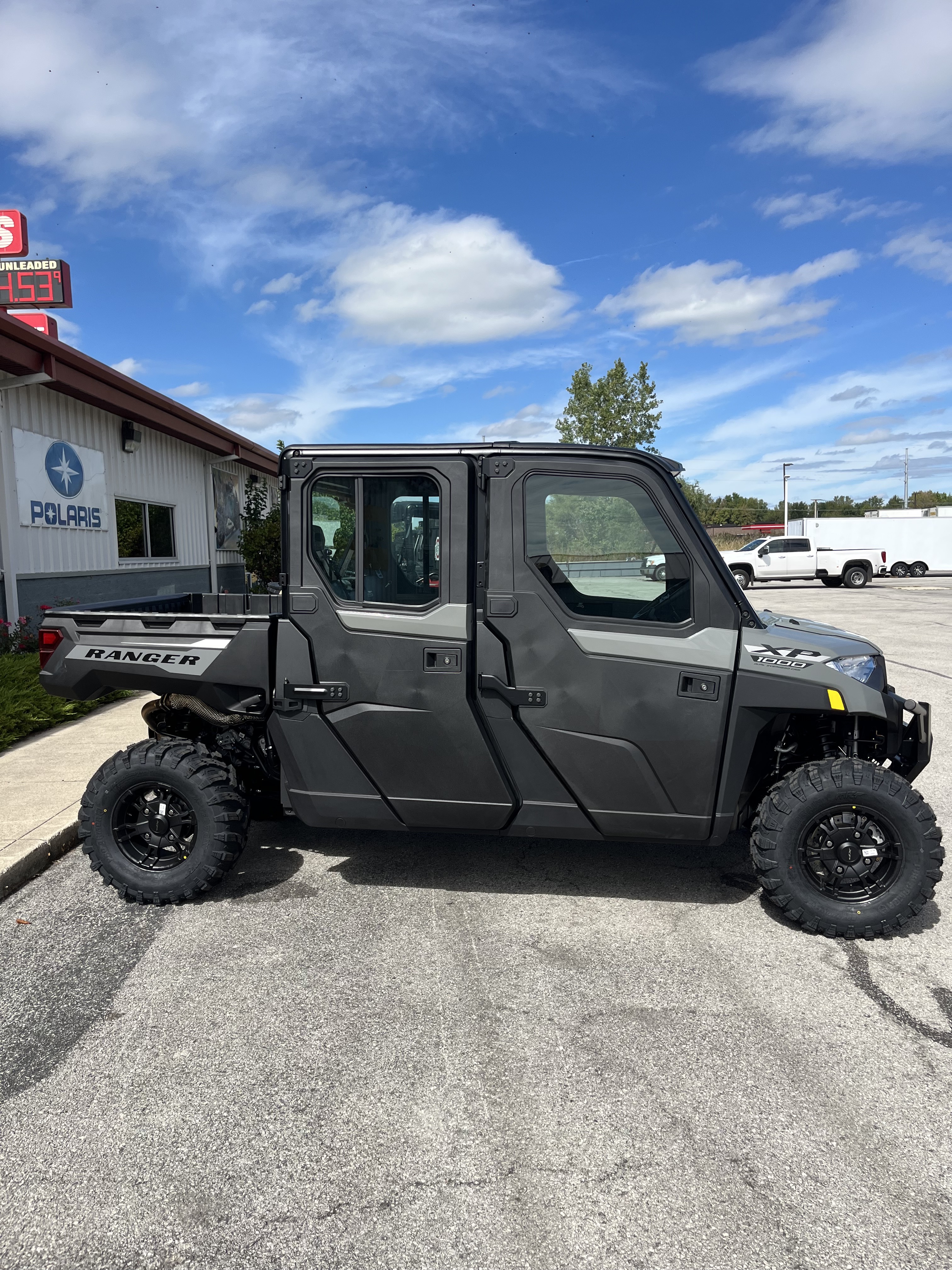 2027 Polaris Ranger photo 4