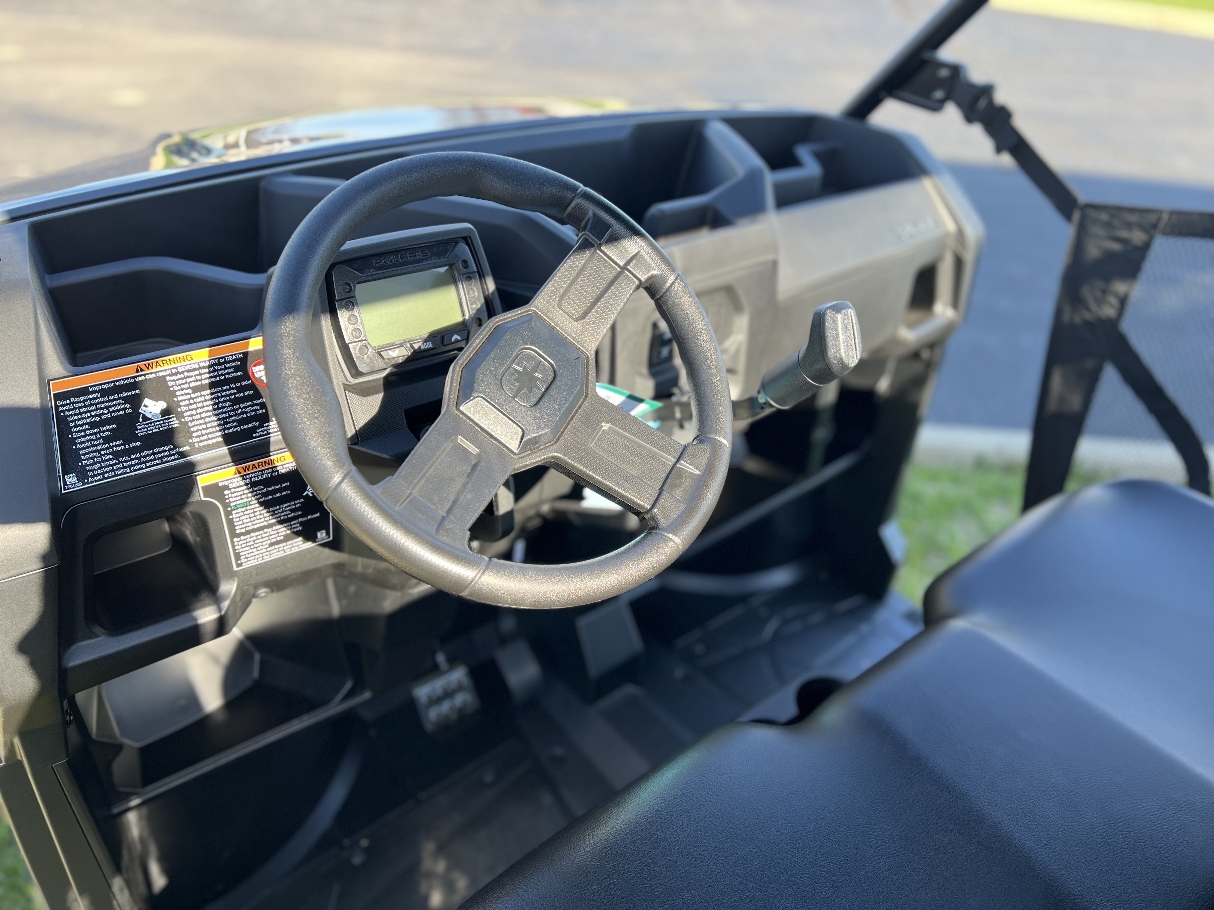 2027 Polaris Ranger photo 4