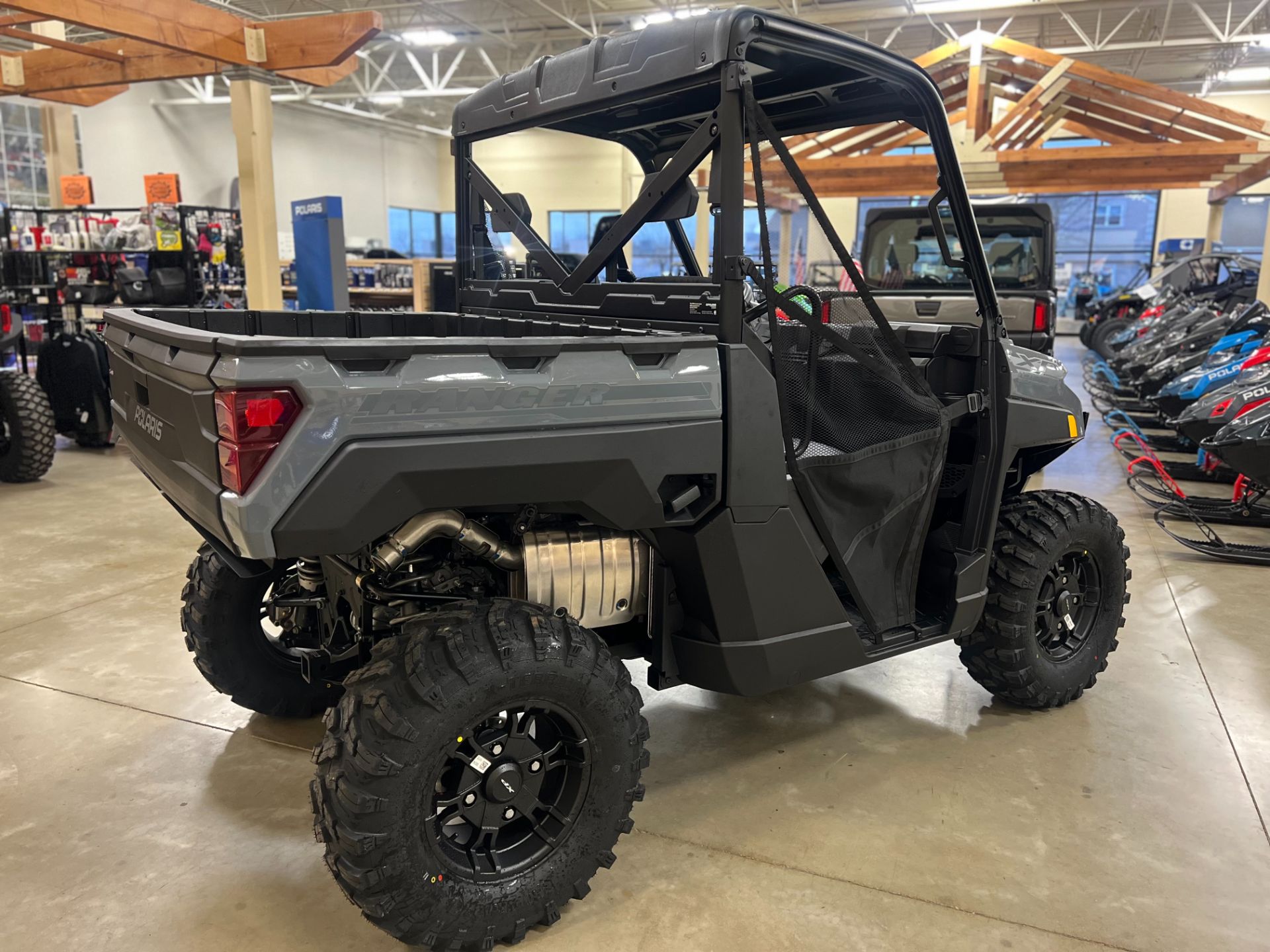 2026 Polaris Ranger XP 1000 Premium in Findlay, Ohio - Photo 9