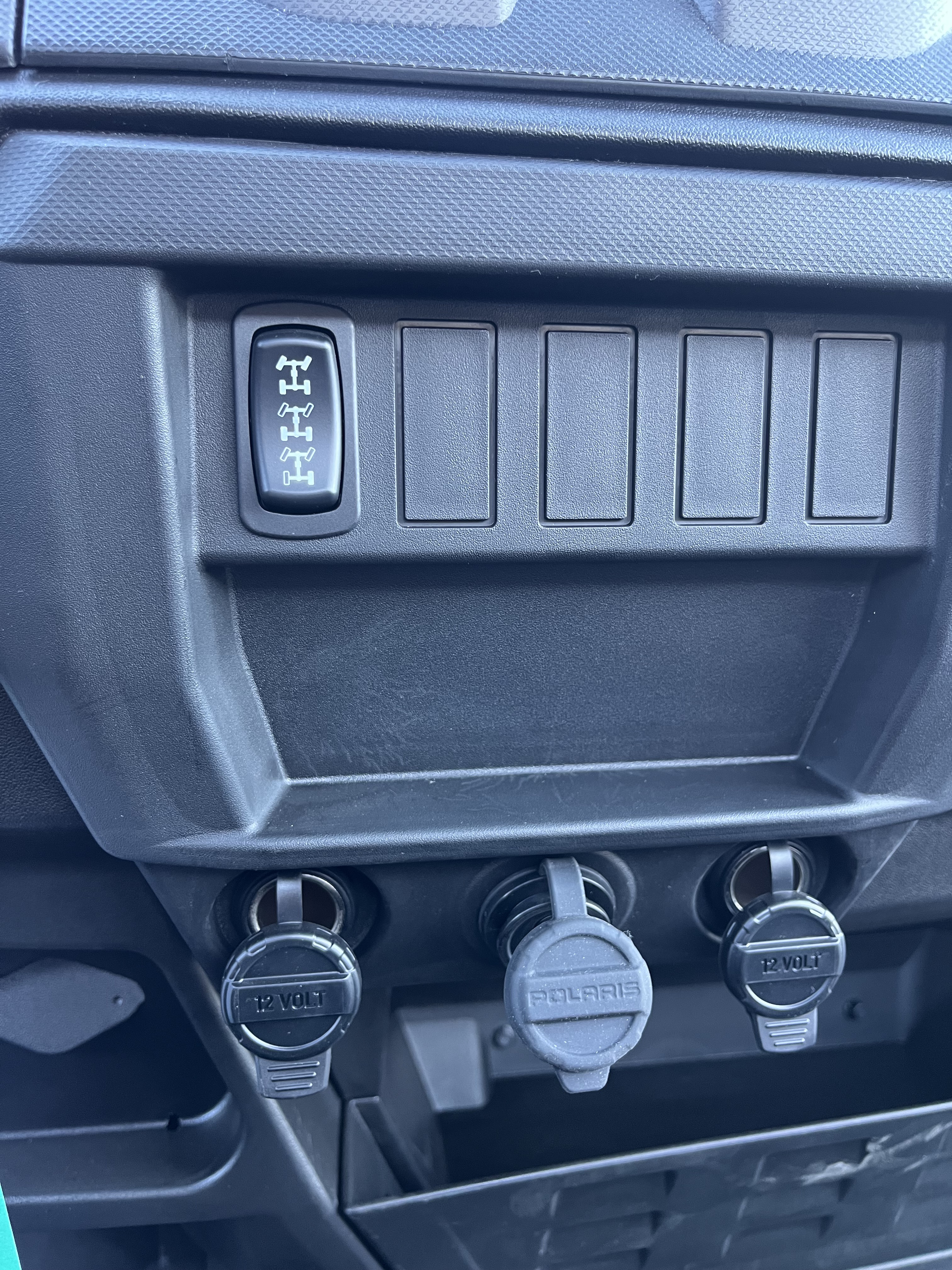 2027 Polaris Ranger photo 6