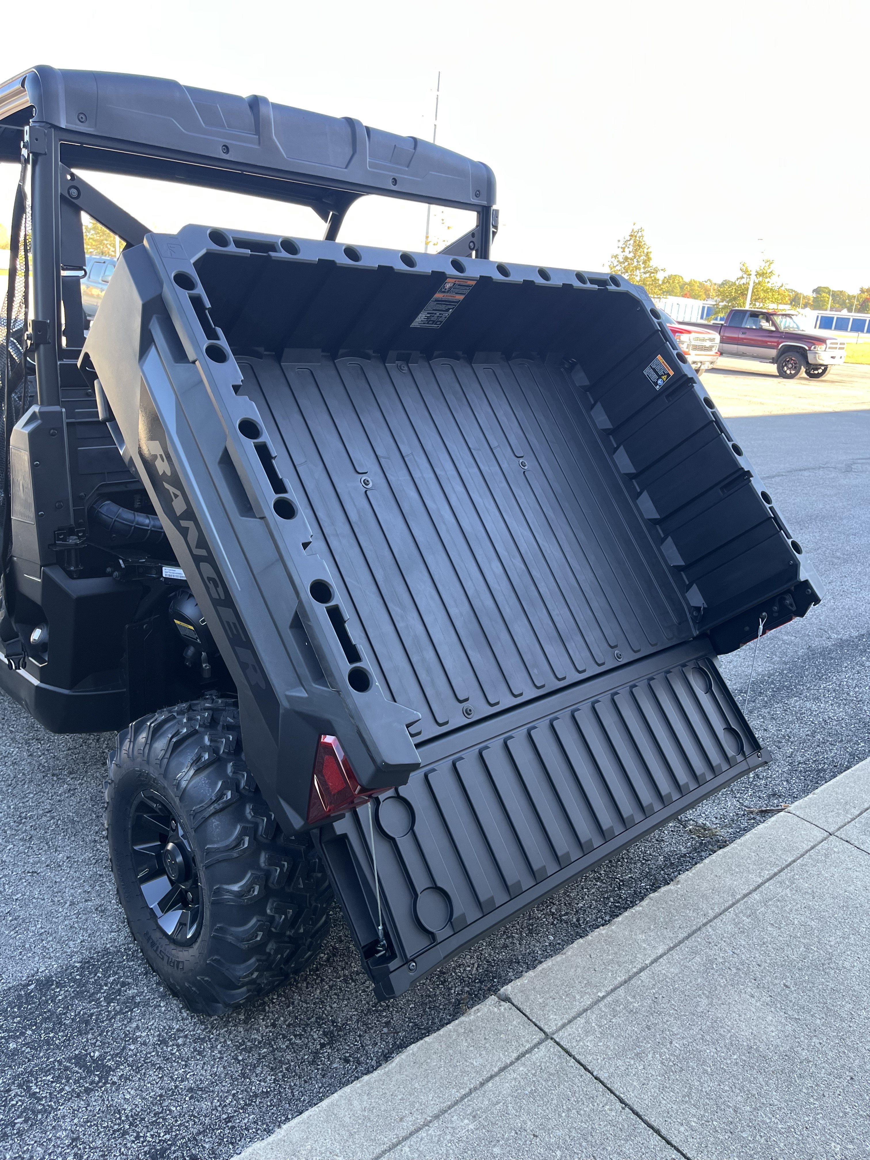 2027 Polaris Ranger photo 9