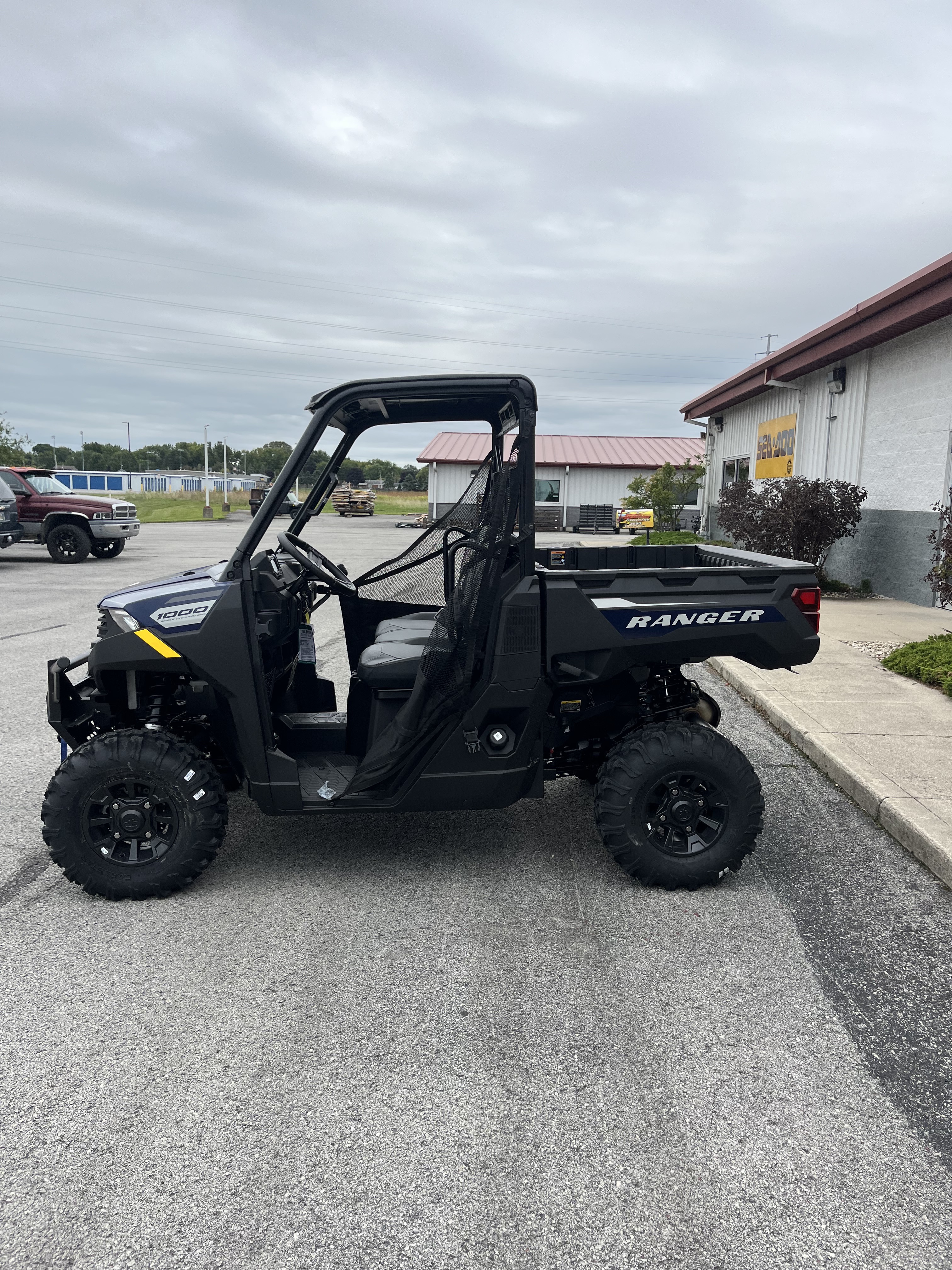 2027 Polaris Ranger photo 3
