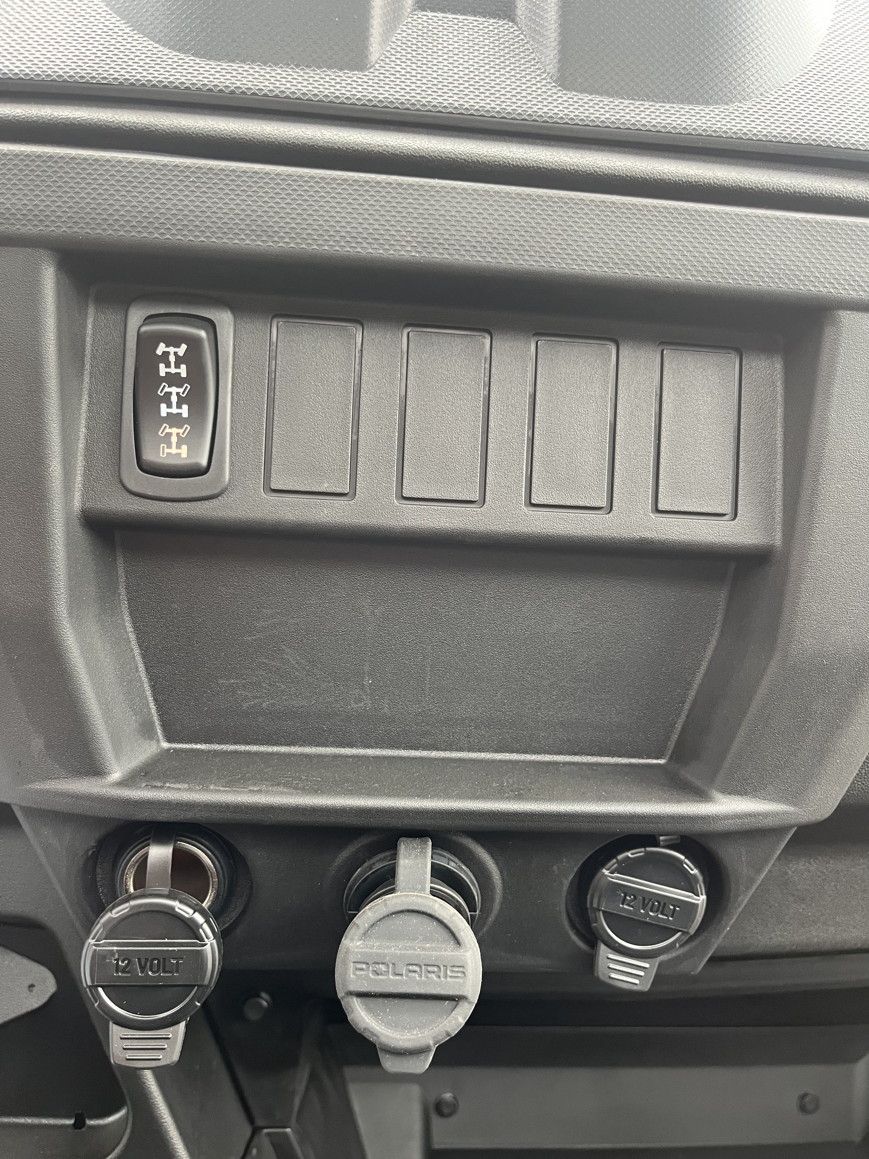 2027 Polaris Ranger photo 9