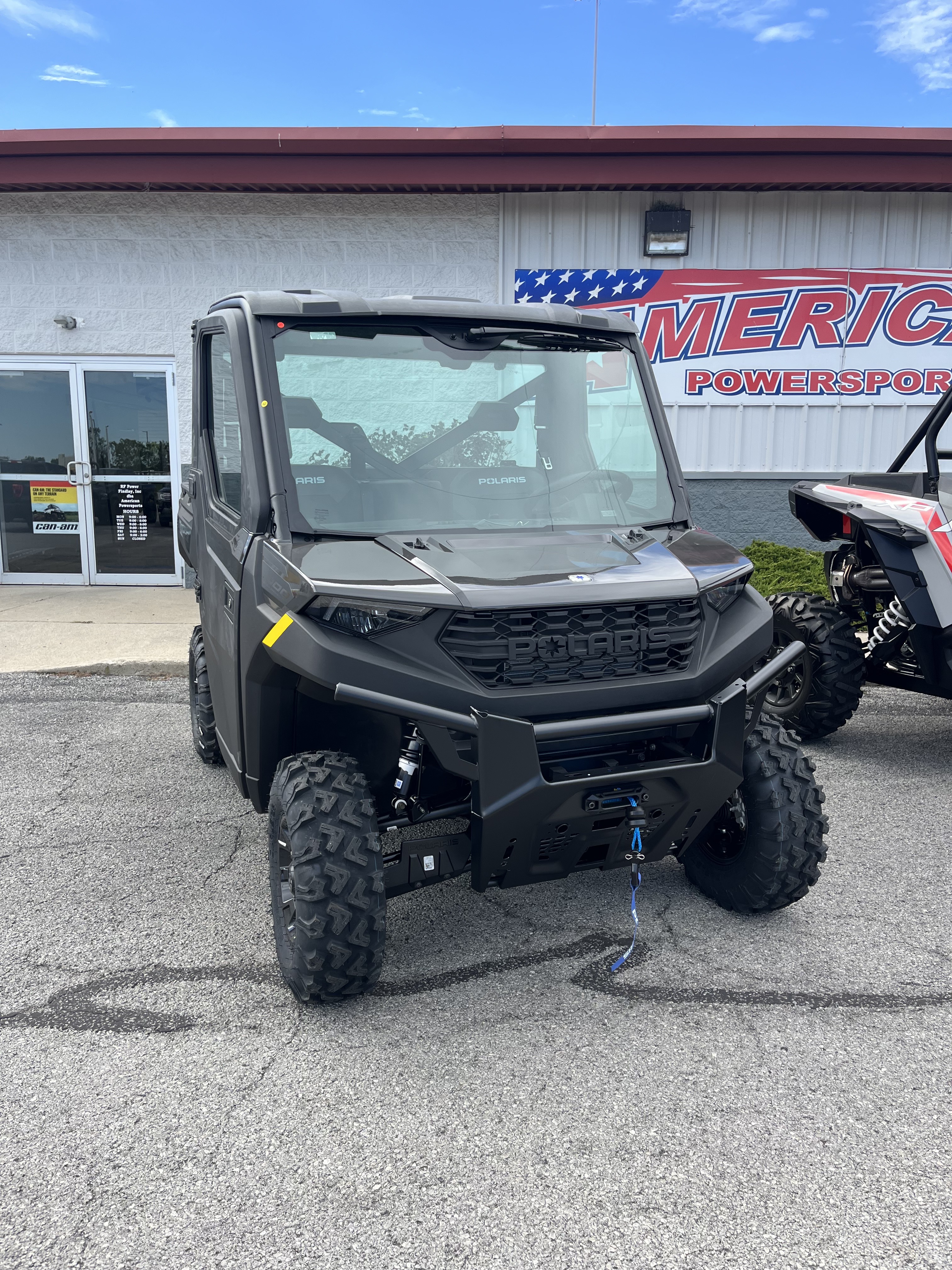 2027 Polaris Ranger photo 2