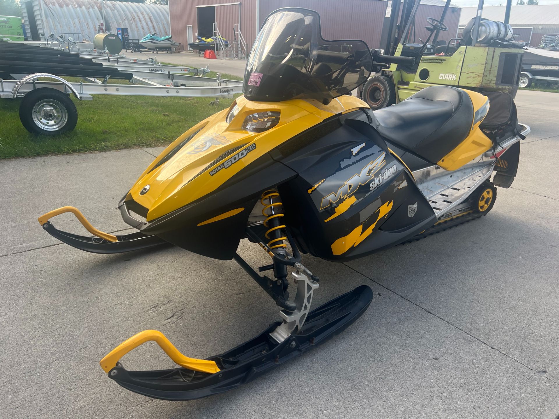 2006 Ski-Doo MX Z Trail 500SS in Huron, Ohio - Photo 1