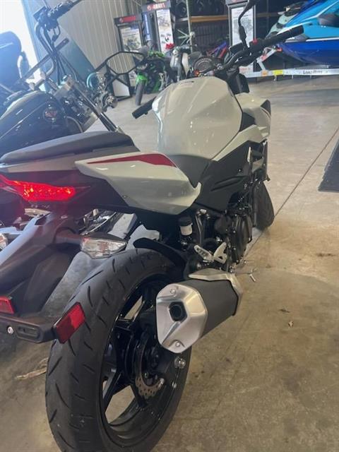 2023 Kawasaki Z400 ABS in Huron, Ohio - Photo 3
