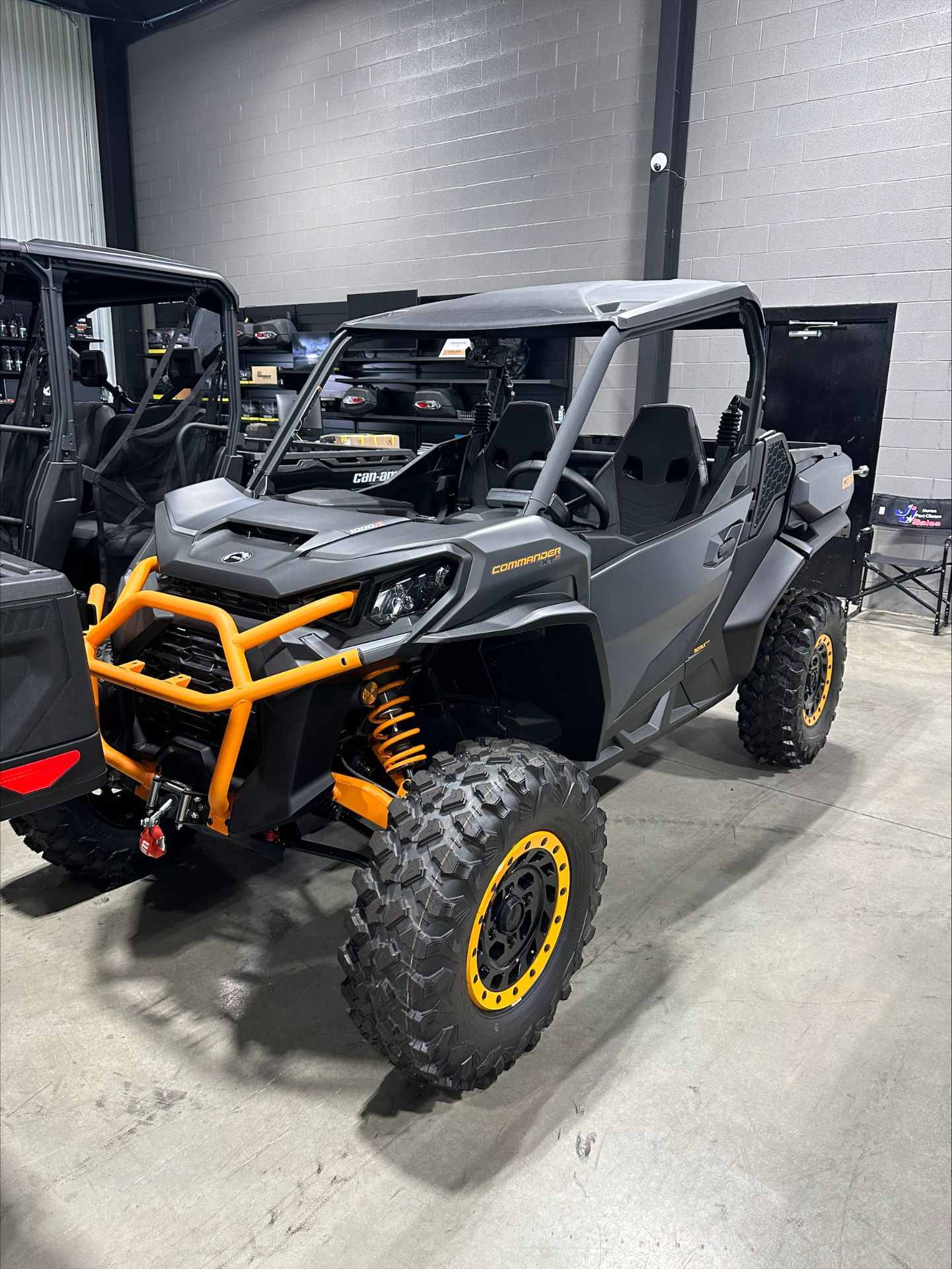 2025 Can-Am Commander XT-P in Huron, Ohio - Photo 1