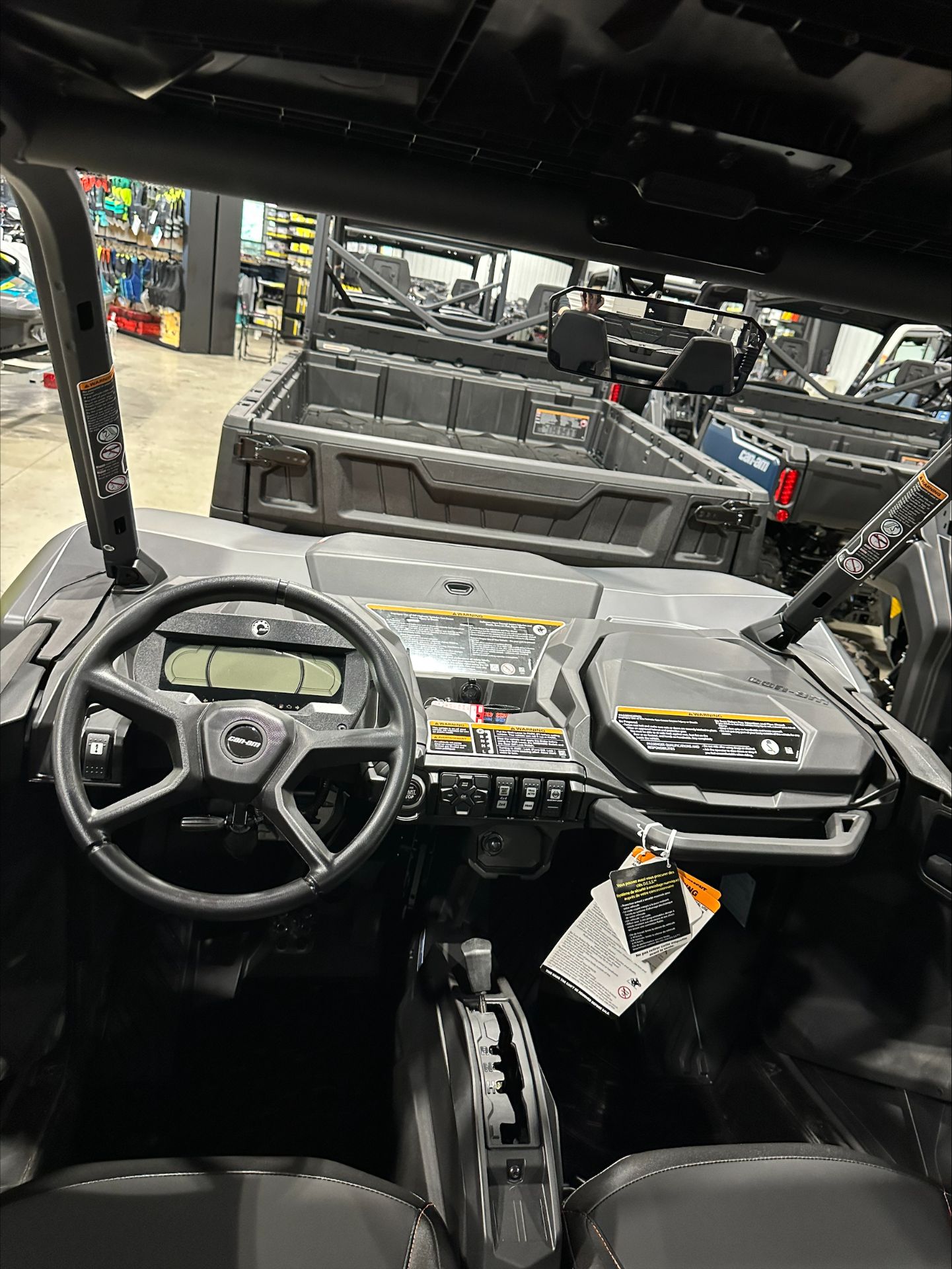 2025 Can-Am Commander XT-P in Huron, Ohio - Photo 2