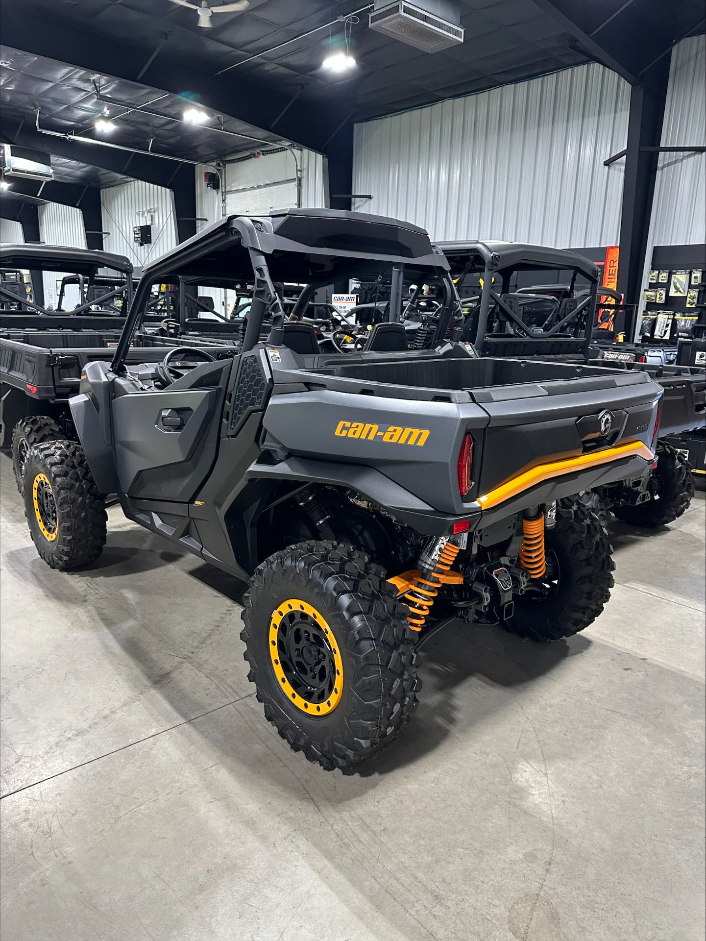 2025 Can-Am Commander XT-P in Huron, Ohio - Photo 3