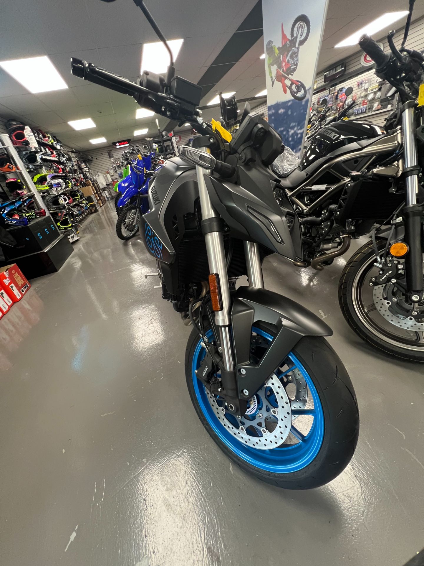 2024 Suzuki GSX-8S in Huron, Ohio - Photo 2