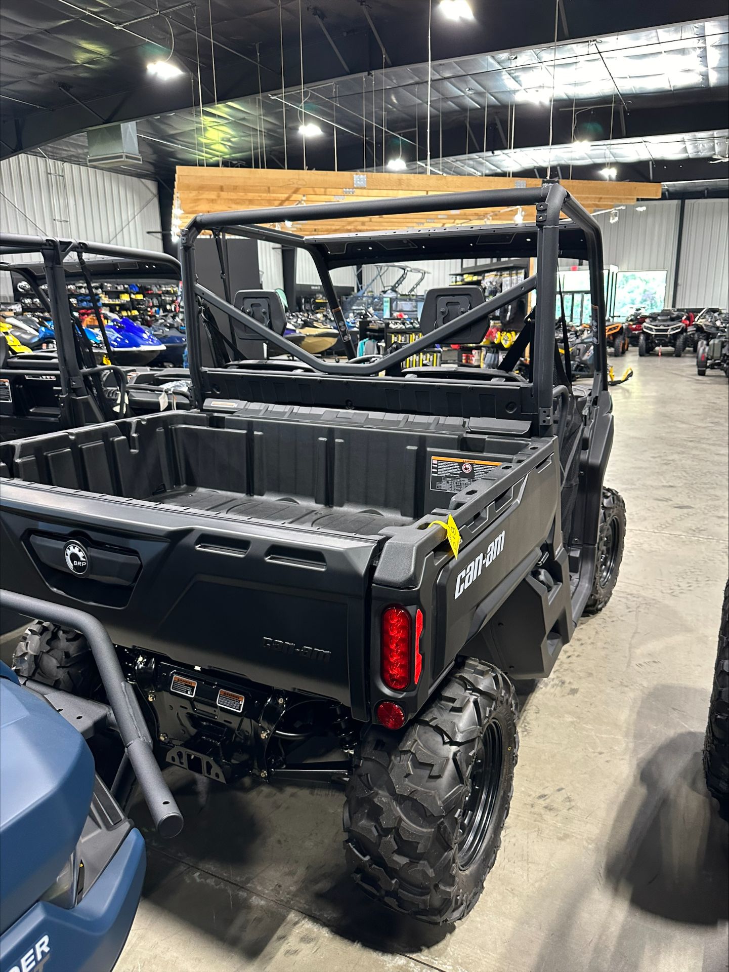 2025 Can-Am Defender HD7 in Huron, Ohio - Photo 3