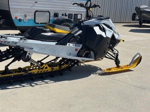 2023 Ski-Doo Summit Edge 165 850 E-TEC E.S. PowderMax X-Light 3.0 w/ FlexEdge in Huron, Ohio - Photo 4