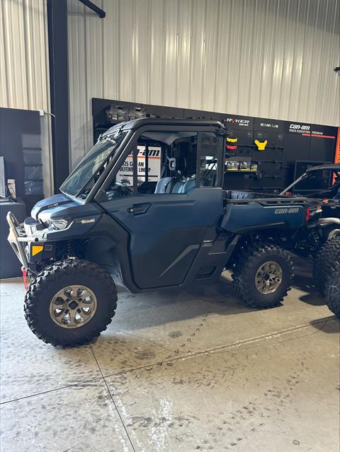 2025 Can-Am Defender Limited in Huron, Ohio - Photo 1