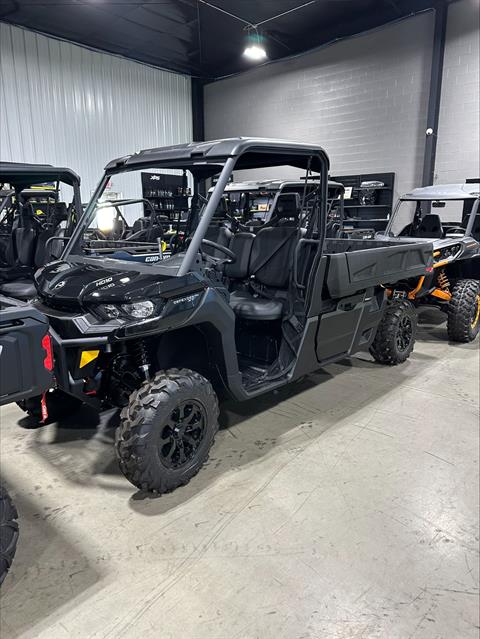 2025 Can-Am Defender PRO XT in Huron, Ohio - Photo 2