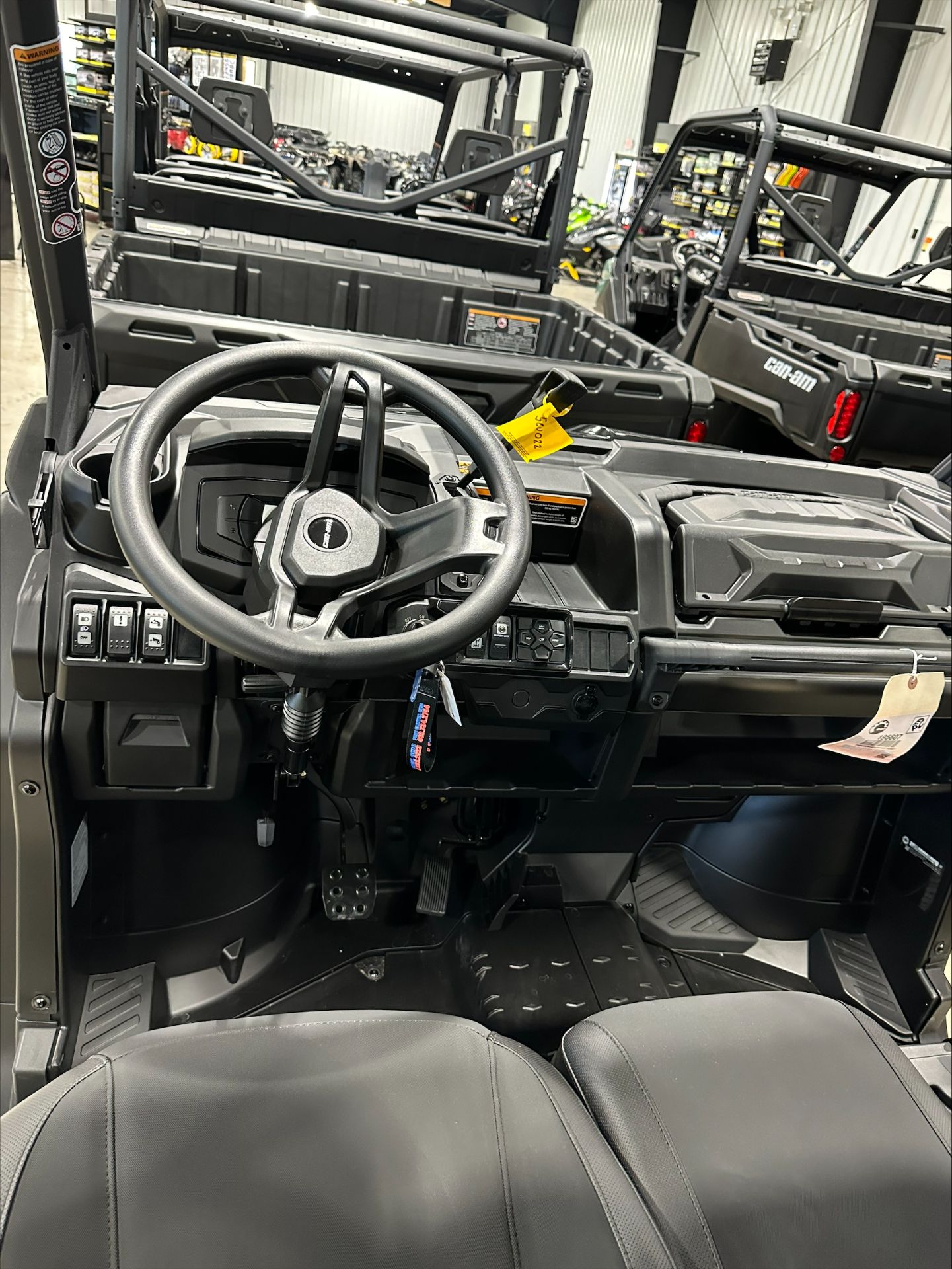 2025 Can-Am Defender PRO XT in Huron, Ohio - Photo 3