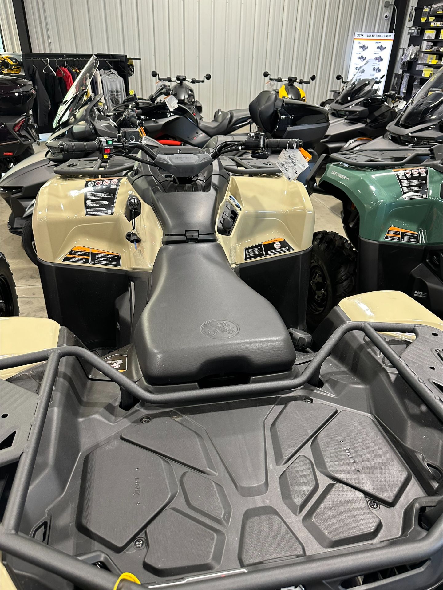 2025 Can-Am Outlander PRO HD7 in Huron, Ohio - Photo 3