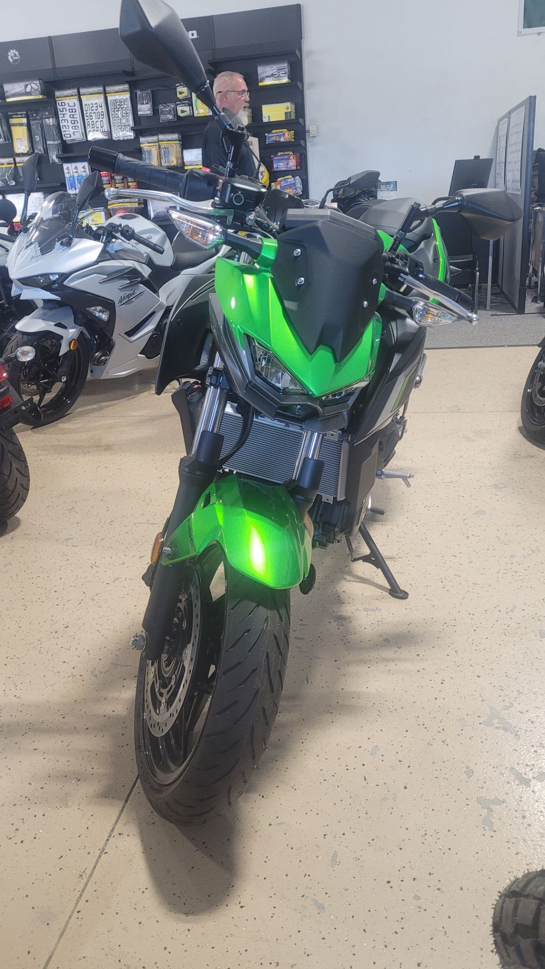 2024 Kawasaki Z500 ABS in Huron, Ohio - Photo 3