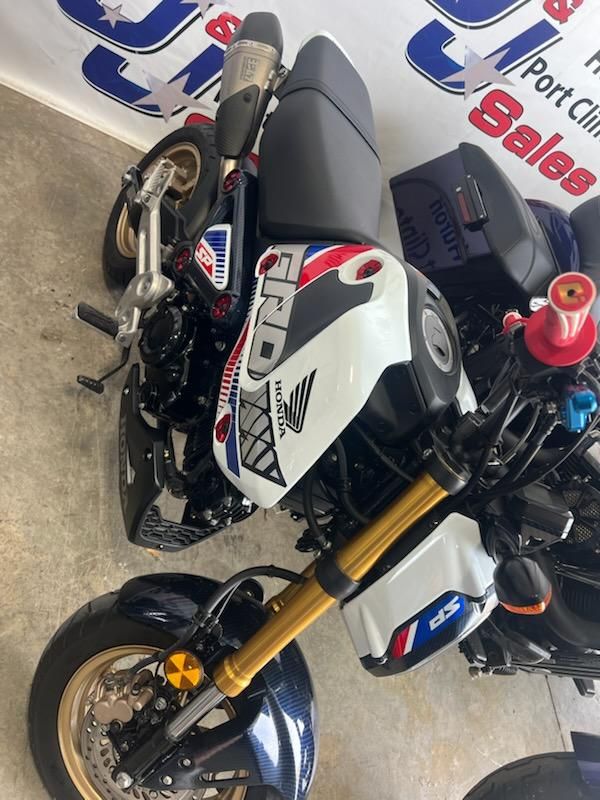 2023 Honda Grom ABS in Huron, Ohio - Photo 2
