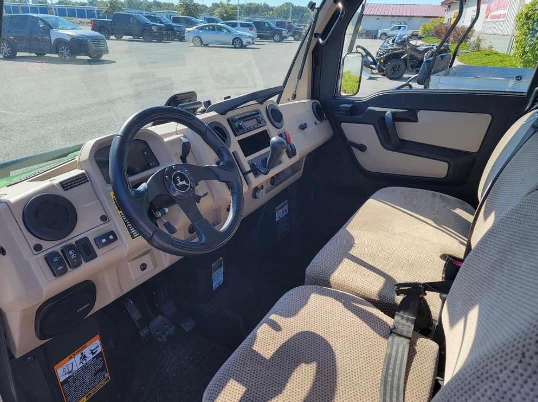 2019 John Deere XUV835R with Deluxe Cab in Huron, Ohio - Photo 5