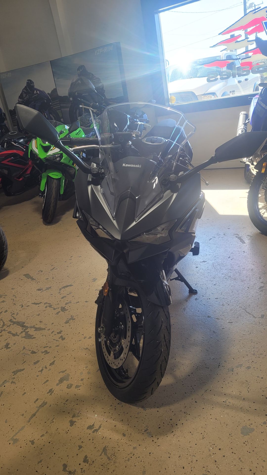 2025 Kawasaki Ninja 500 SE ABS in Huron, Ohio - Photo 2