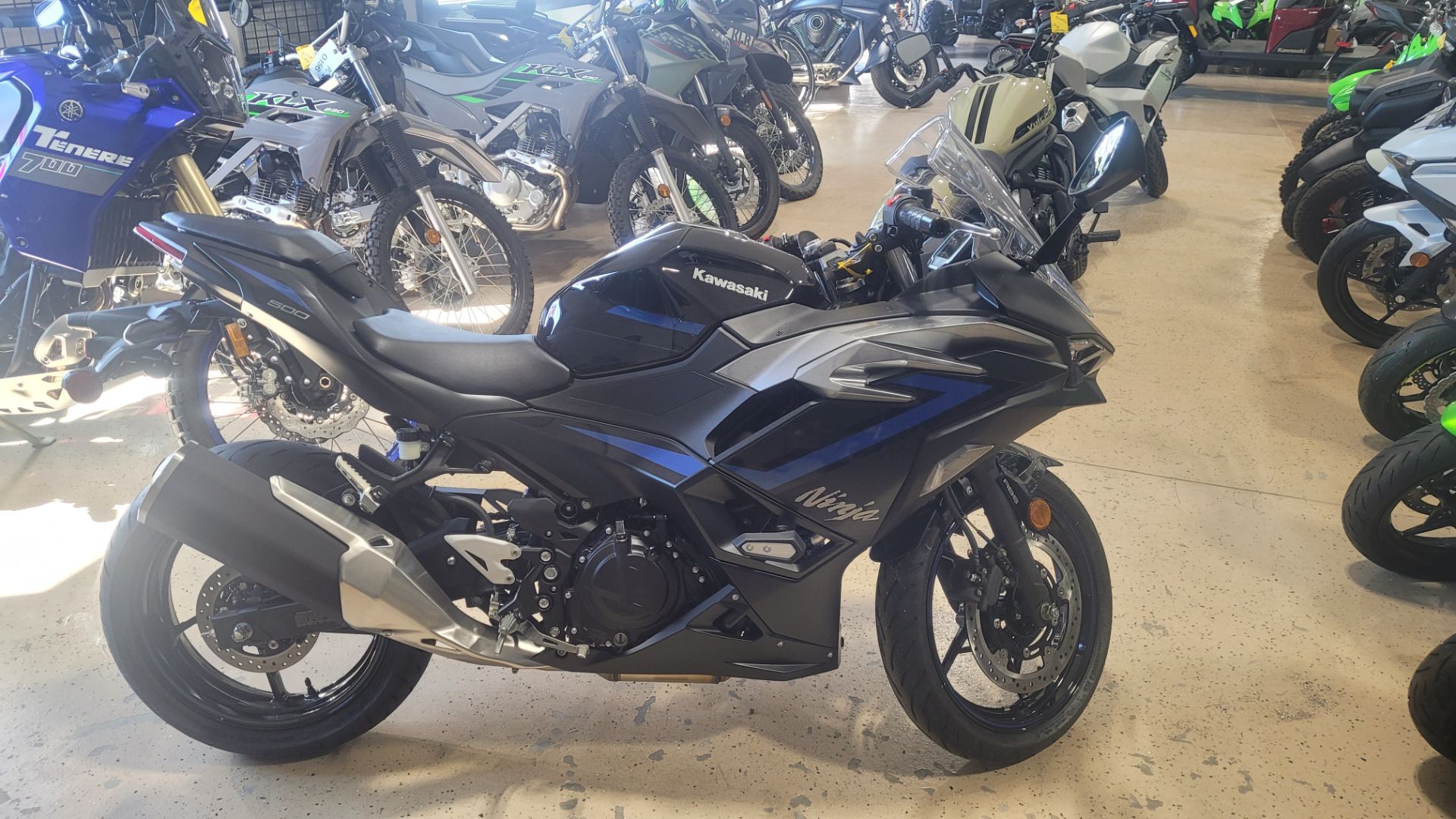 2025 Kawasaki Ninja 500 SE ABS in Huron, Ohio - Photo 3