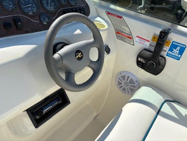1997 Sea Ray Express Cruiser in Huron, Ohio - Photo 8