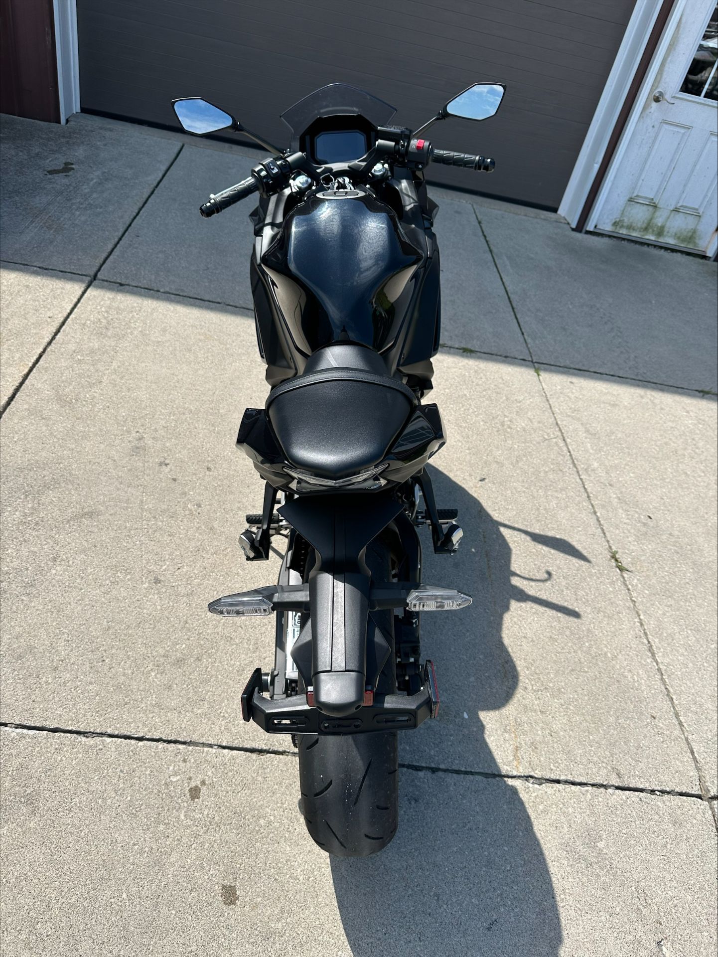 2025 Kawasaki Ninja 650 in Huron, Ohio - Photo 2