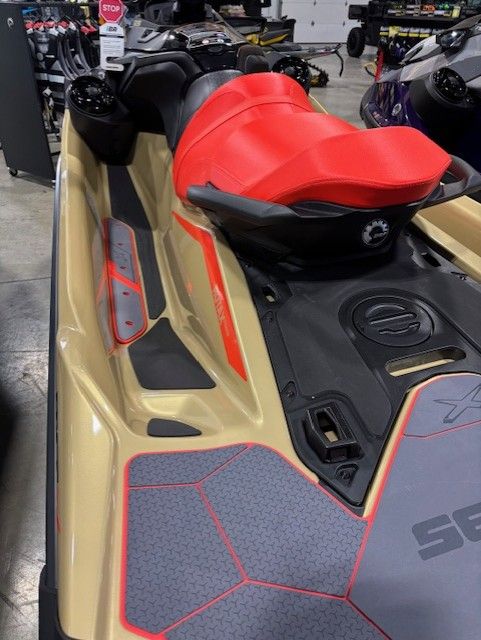 2025 Sea-Doo RXT-X 325 + Tech Package in Huron, Ohio - Photo 3