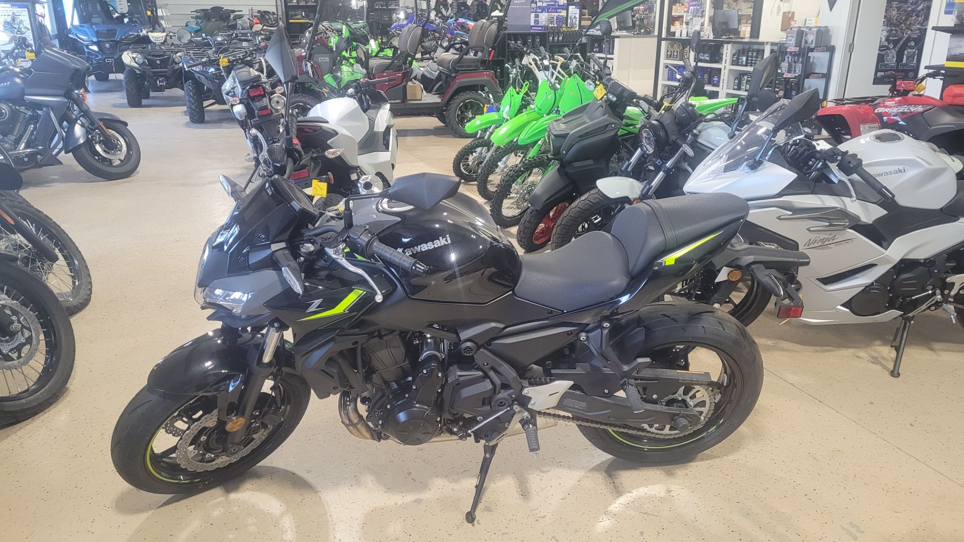 2024 Kawasaki Z650 in Huron, Ohio - Photo 2