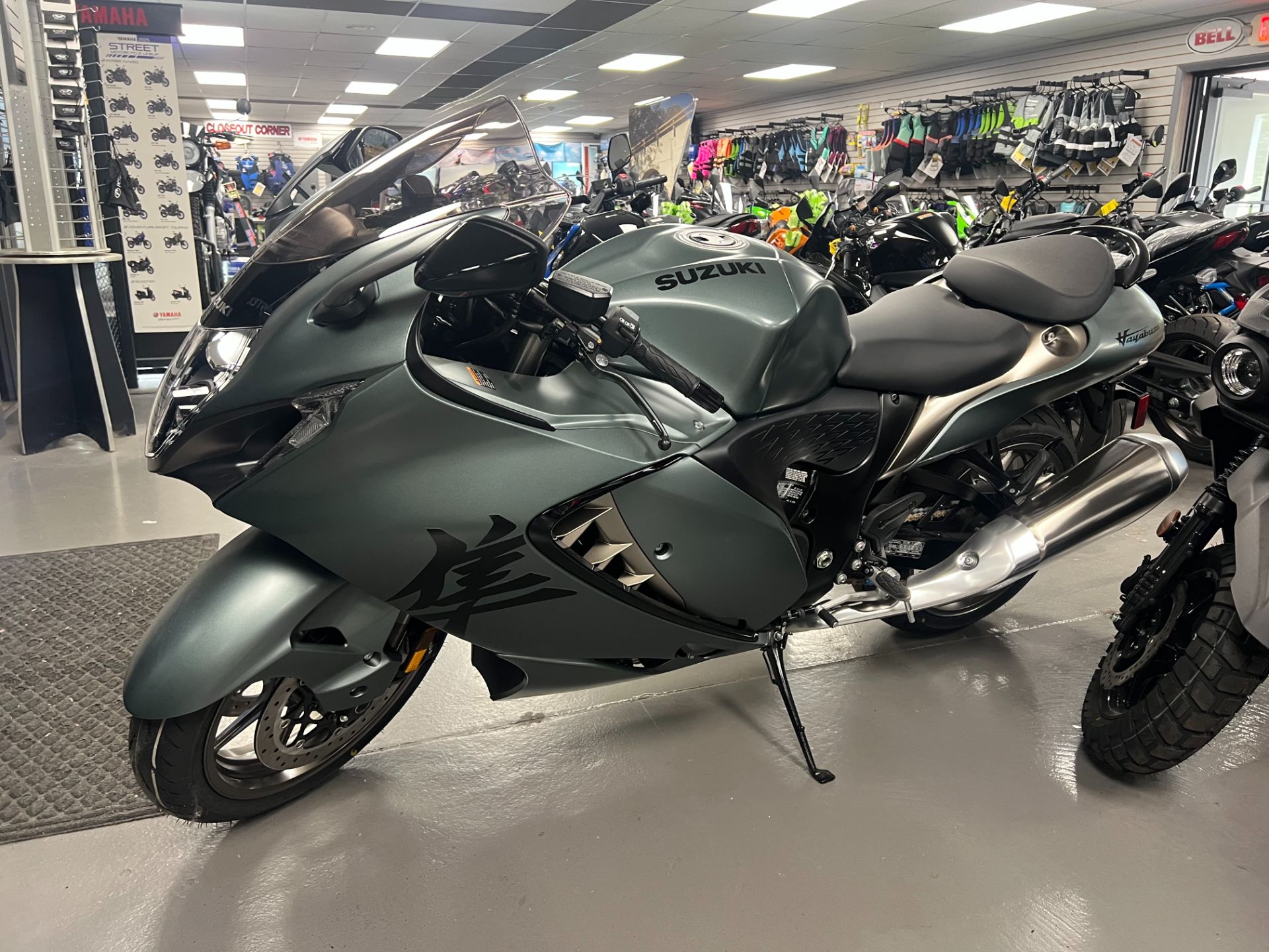 2025 Suzuki Hayabusa in Huron, Ohio - Photo 2