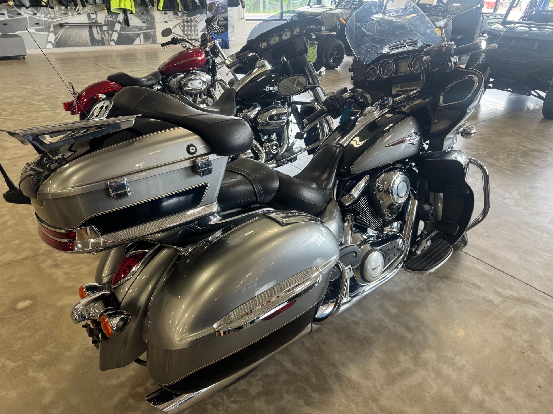 2010 Kawasaki Vulcan® 1700 Voyager® in Huron, Ohio - Photo 2