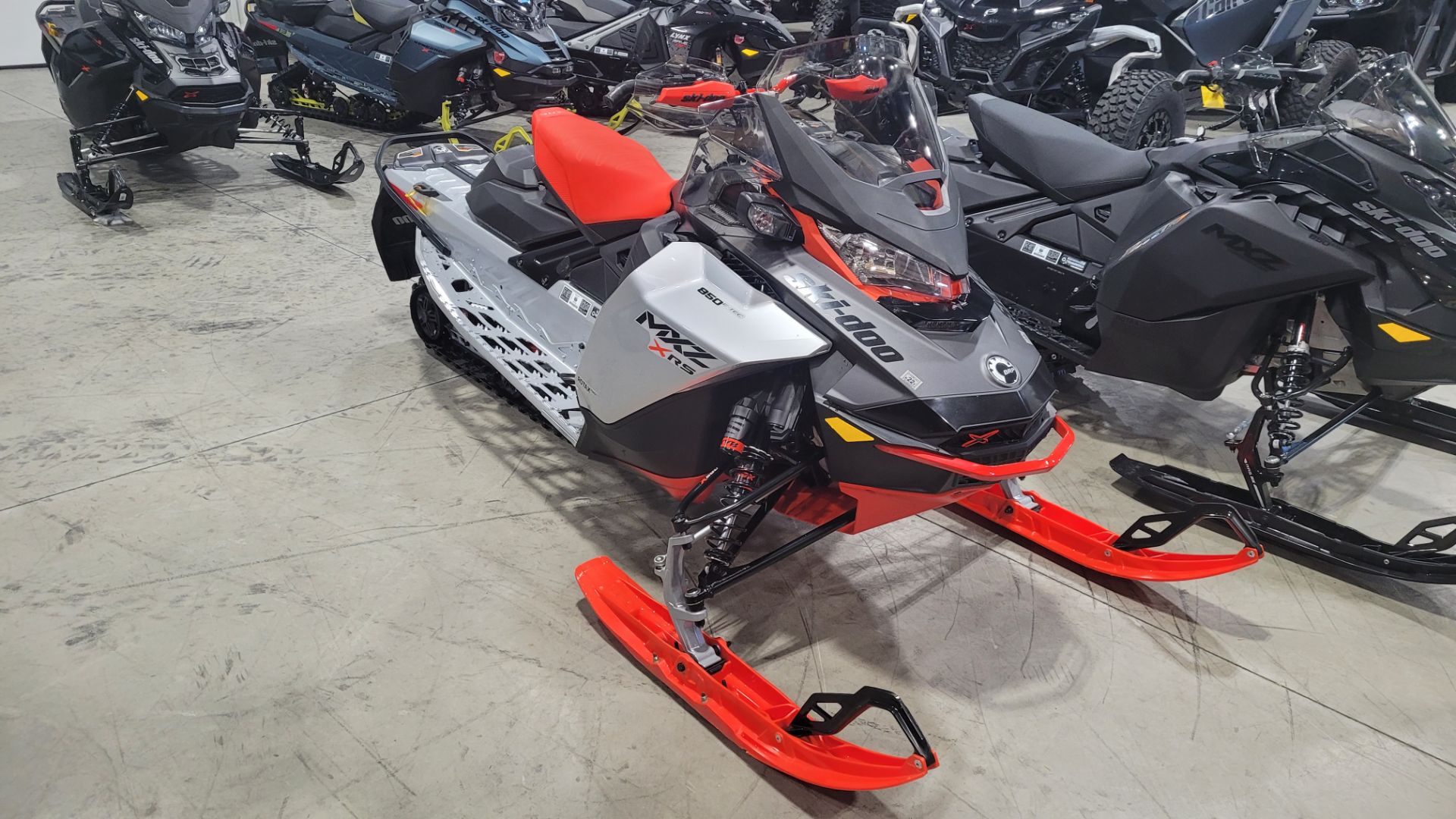 2022 Ski-Doo MXZ X-RS 850 E-TEC ES w/ Smart-Shox, Ice Ripper XT