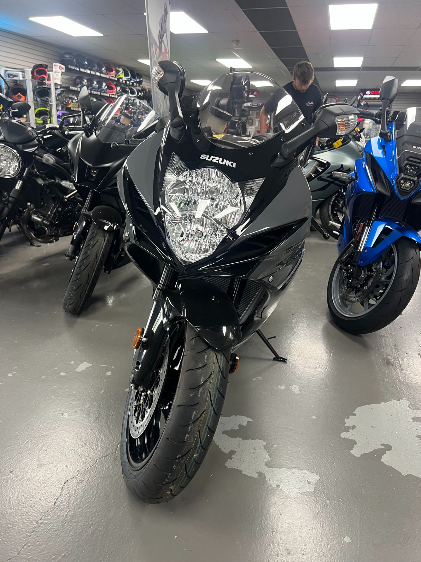 2025 Suzuki GSX-R600 in Huron, Ohio - Photo 2