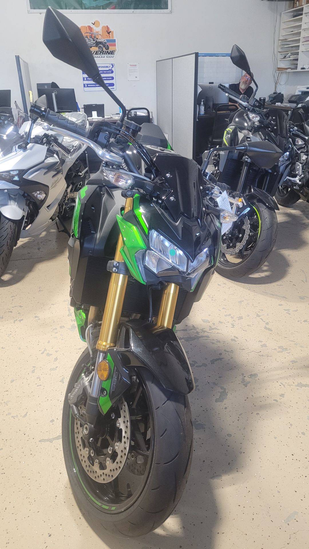 2024 Kawasaki Z900 SE ABS in Huron, Ohio - Photo 3