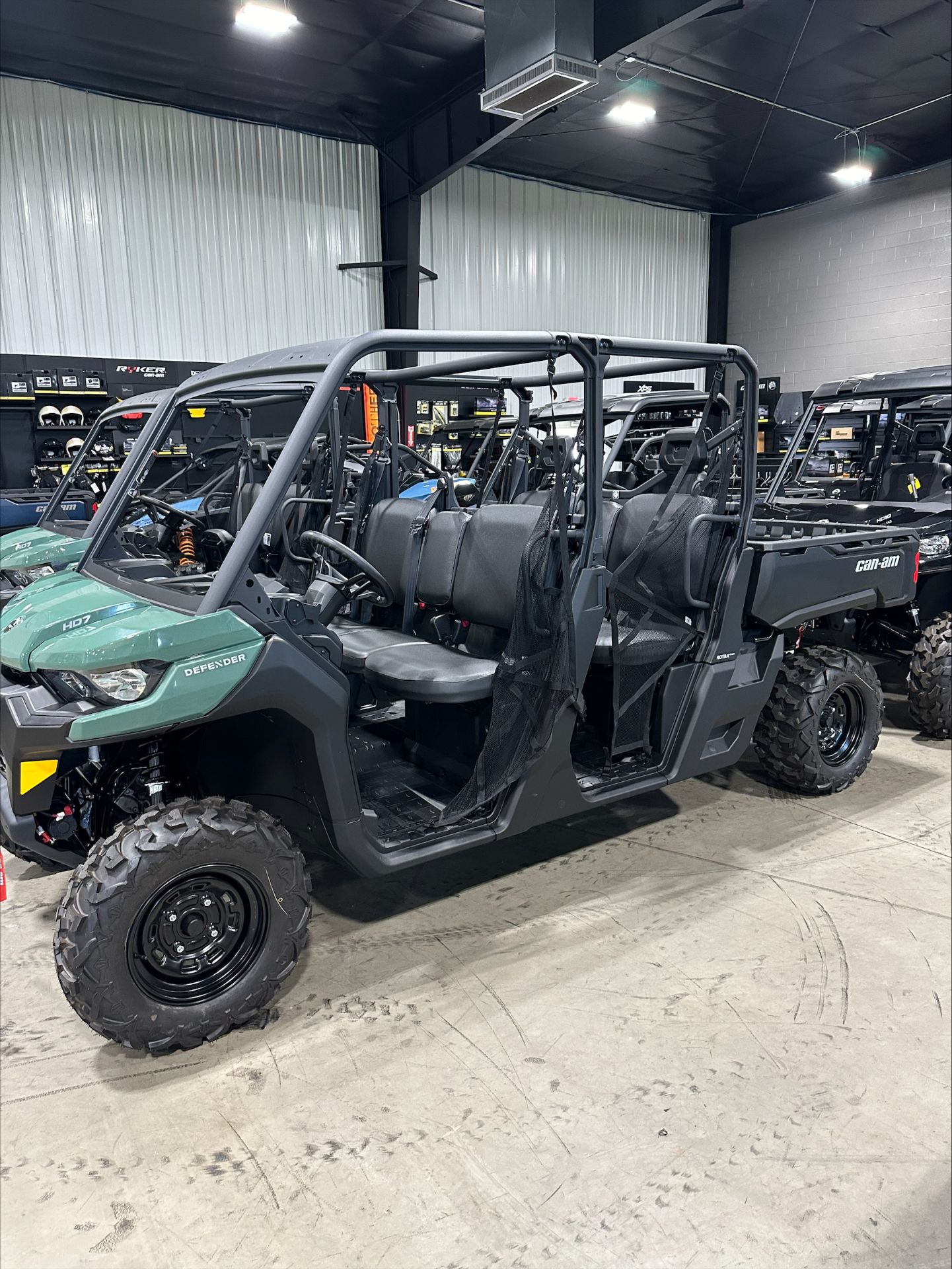 2025 Can-Am Defender MAX HD7 in Huron, Ohio - Photo 1