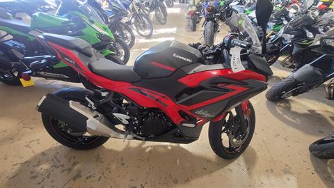 2025 Kawasaki Ninja 500 SE ABS in Huron, Ohio - Photo 2