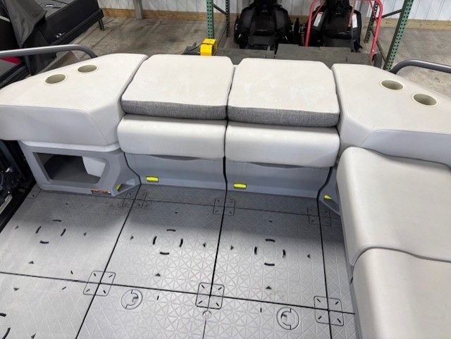 2023 Sea-Doo Switch Sport 21 - 230 HP in Huron, Ohio - Photo 9