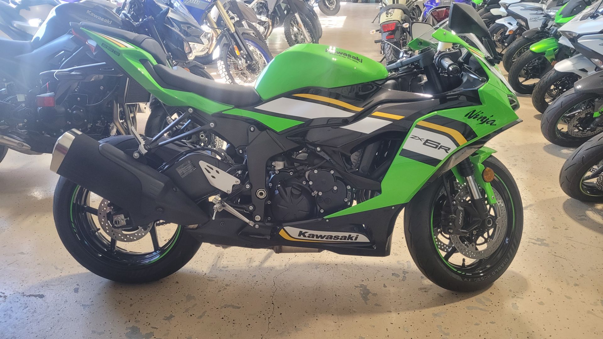 2025 Kawasaki Ninja ZX-6R KRT Edition ABS in Huron, Ohio - Photo 2
