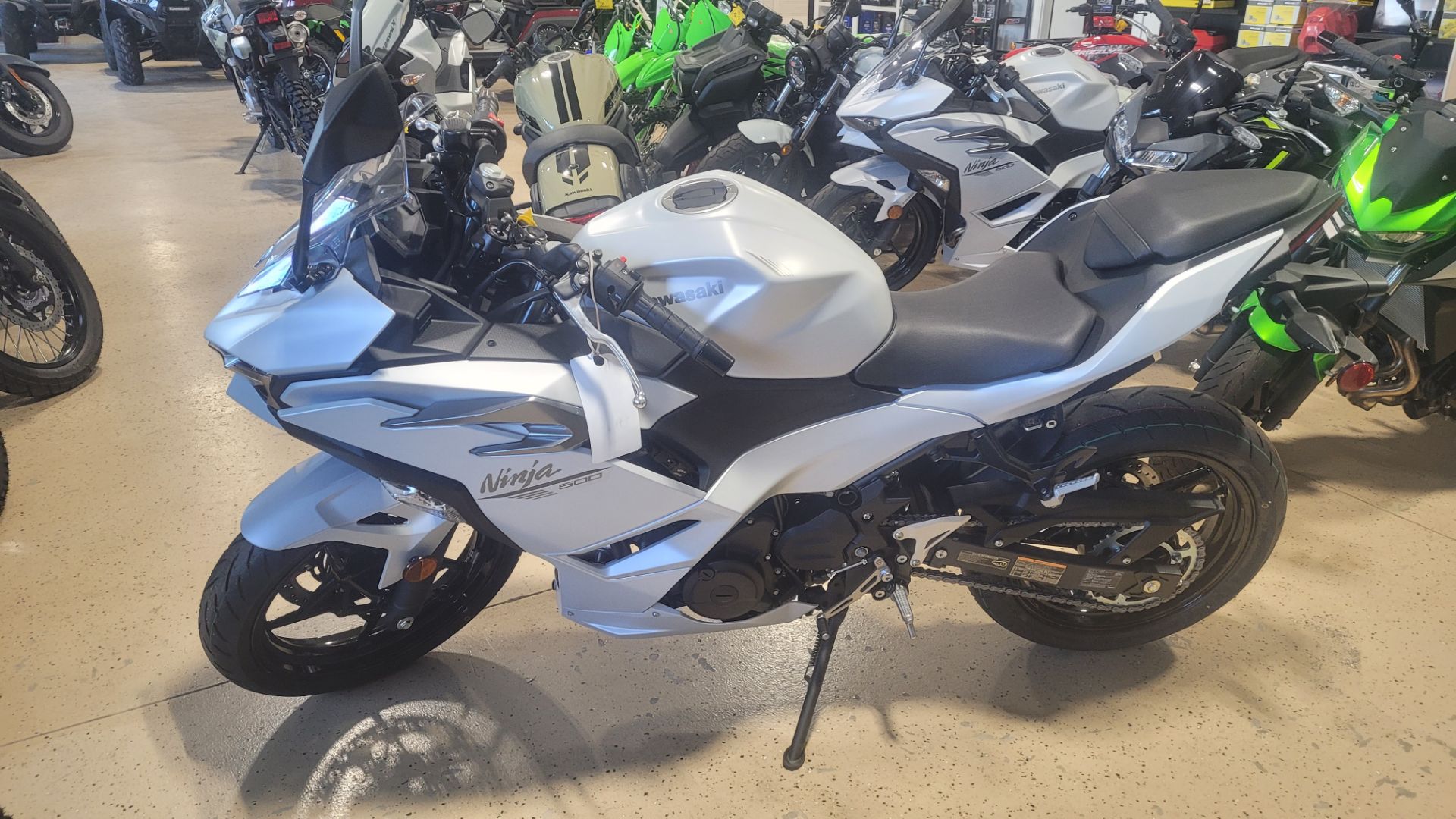 2025 Kawasaki Ninja 500 in Huron, Ohio - Photo 2