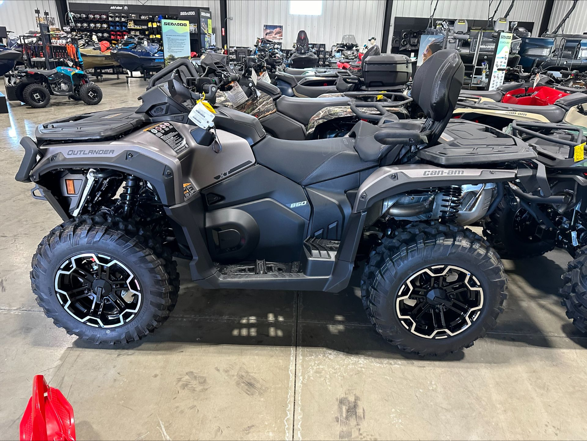 2025 Can-Am Outlander MAX XT 850 in Huron, Ohio - Photo 1