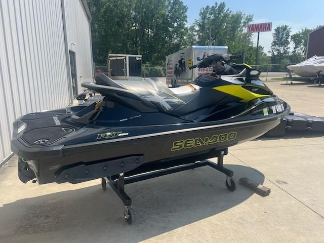 2012 Sea-Doo RXT® - X® 260 in Huron, Ohio - Photo 2