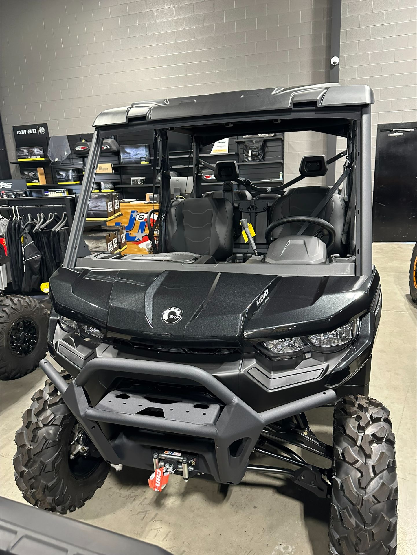 2025 Can-Am Defender MAX XT HD10 in Huron, Ohio - Photo 2