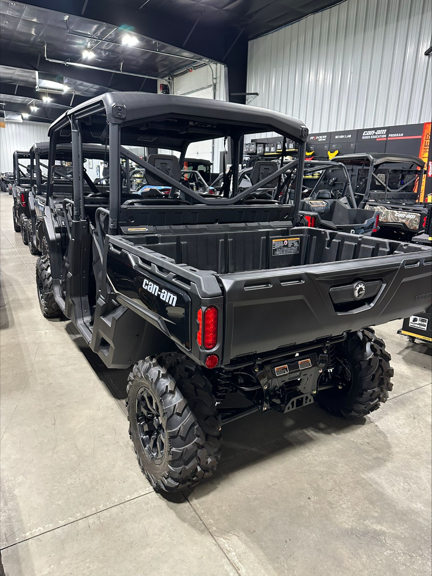 2025 Can-Am Defender MAX XT HD10 in Huron, Ohio - Photo 3