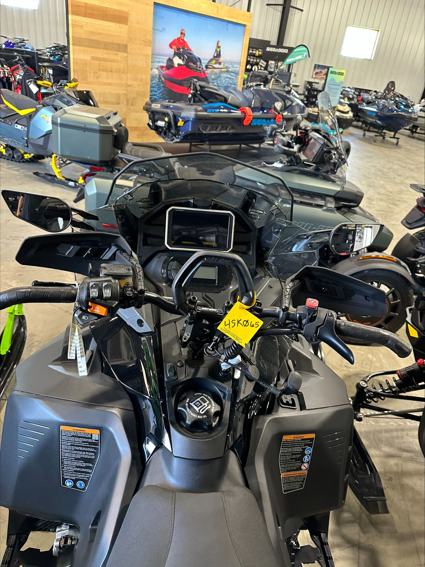 2024 Ski-Doo Expedition Xtreme 900 ACE Turbo R ES Cobra WT 1.8 in Huron, Ohio - Photo 3