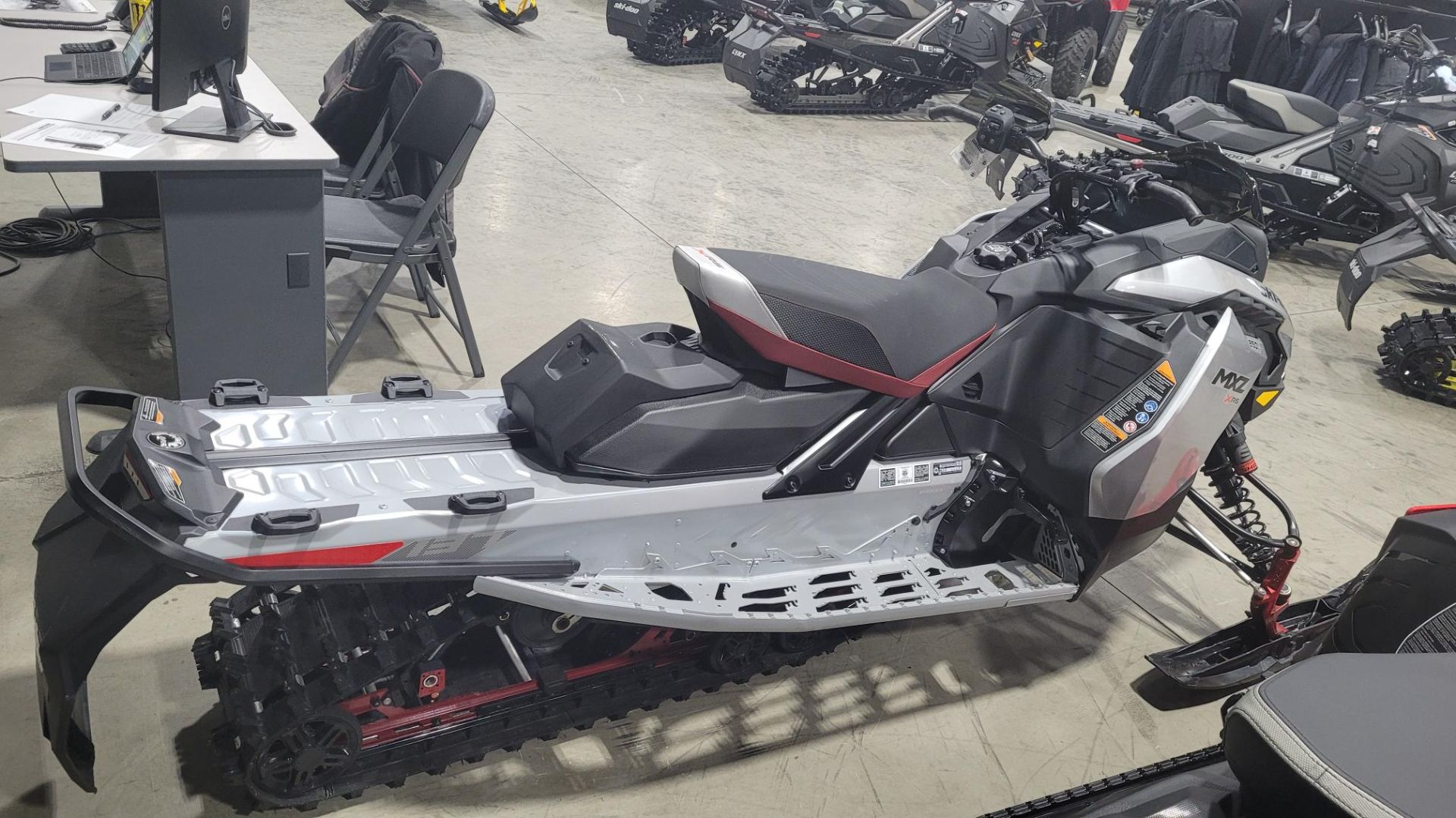 2024 Ski-Doo MXZ X-RS 137 850 E-TEC ES w/ Smart-Shox Ice Ripper XT