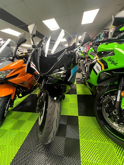 2025 Kawasaki Ninja ZX-6R in Huron, Ohio - Photo 3