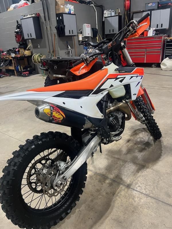 2023 KTM 450 XCF-W in Huron, Ohio - Photo 3