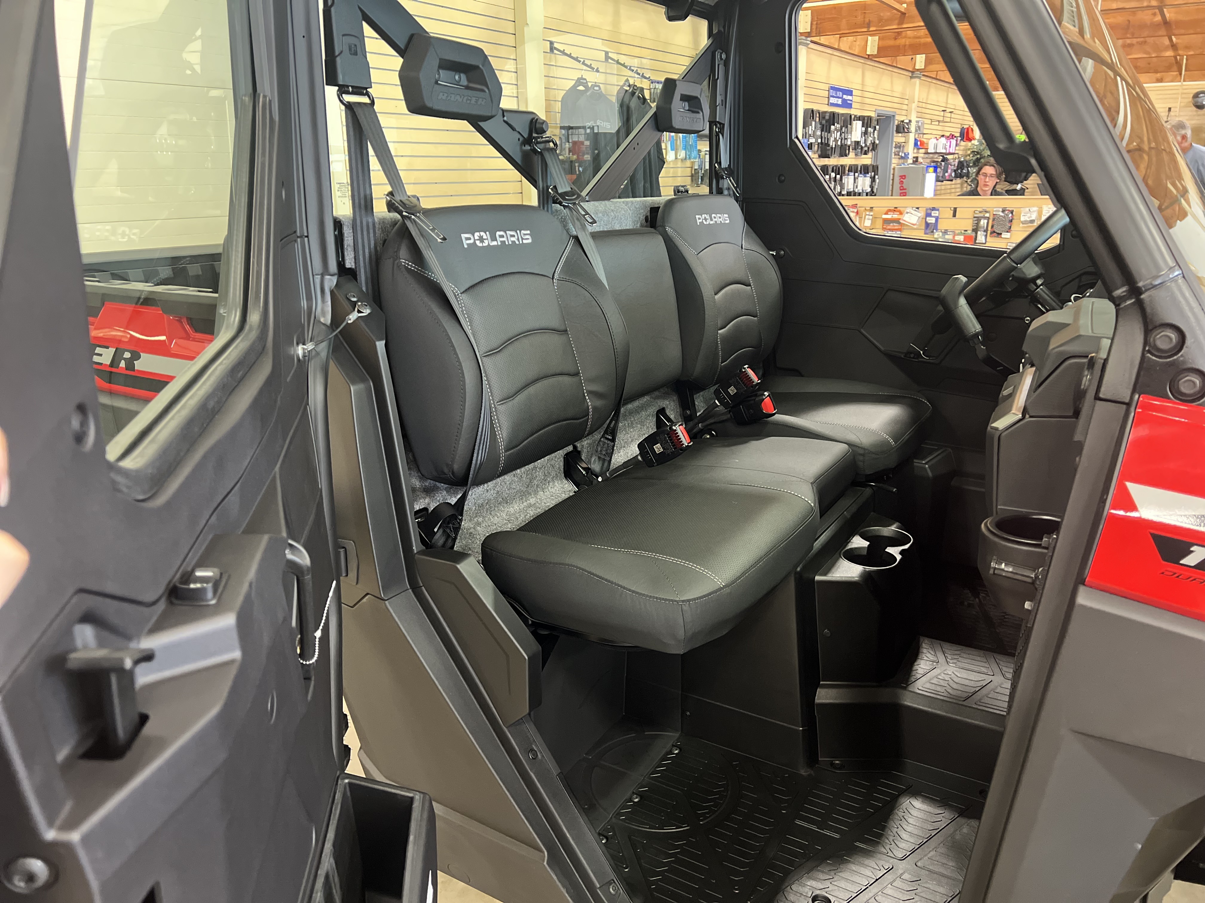 2027 Polaris Ranger photo 2