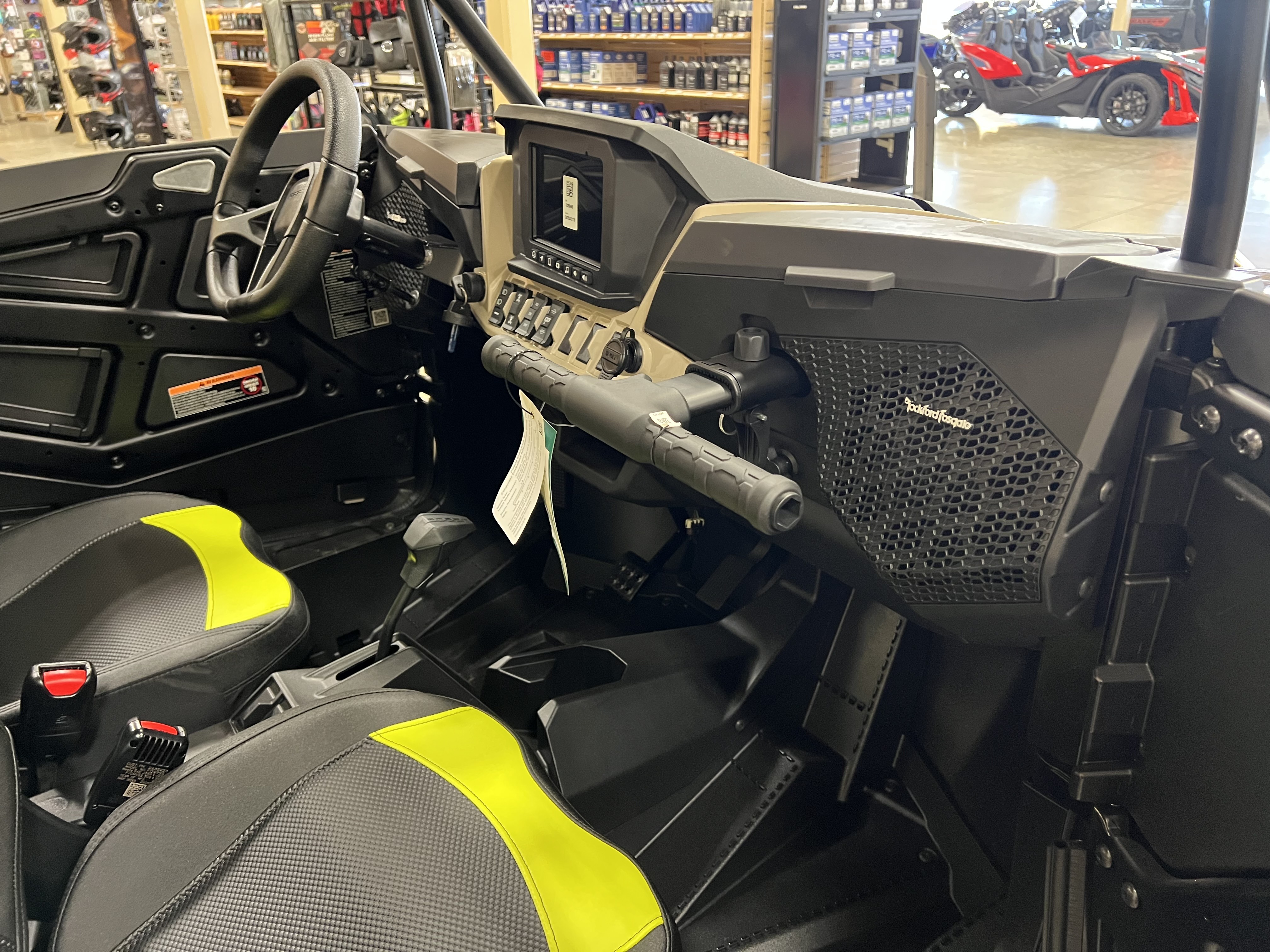 2027 Polaris RZR photo 5
