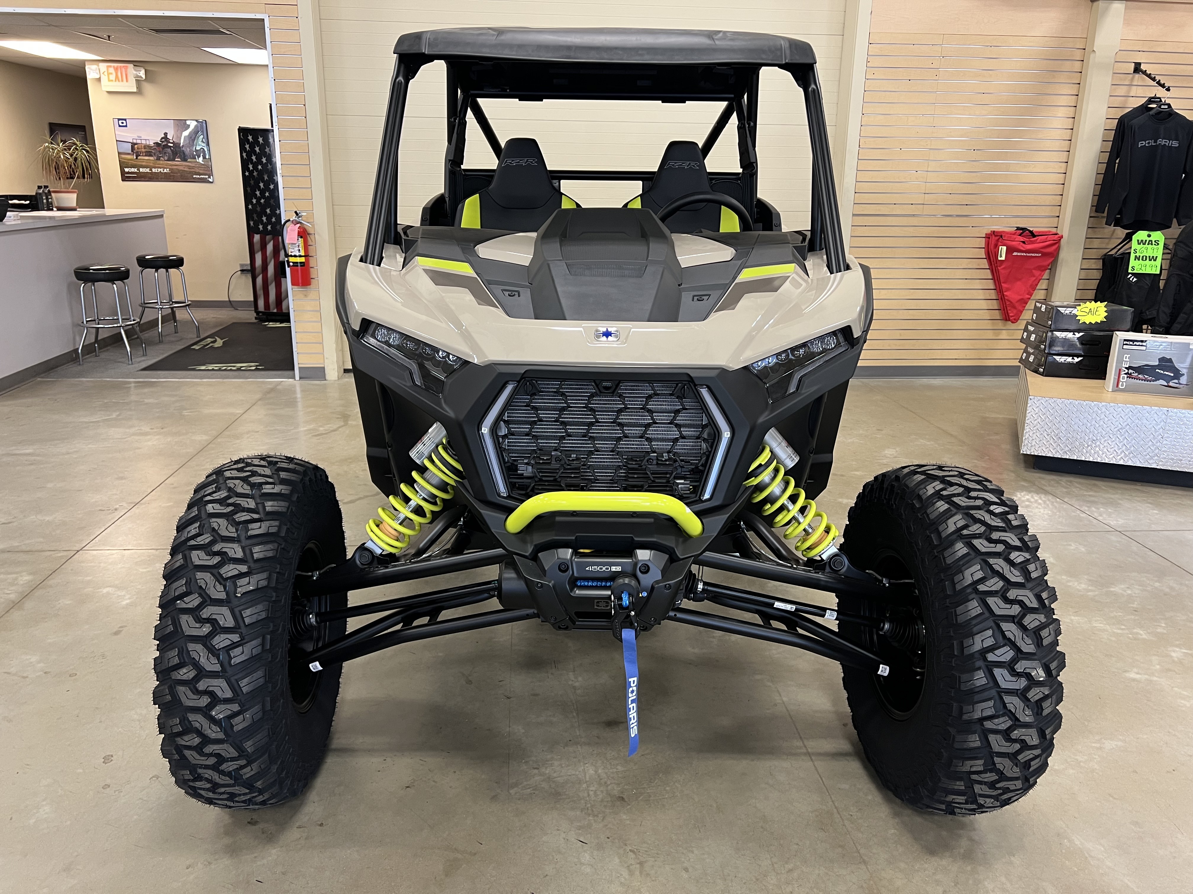 2027 Polaris RZR photo 8
